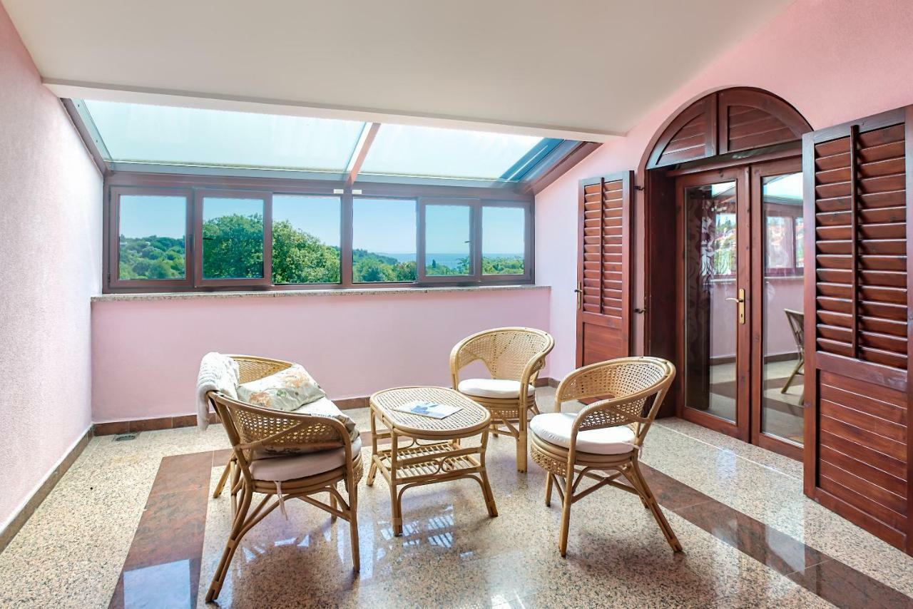 Villa Valentina Premantura Bagian luar foto